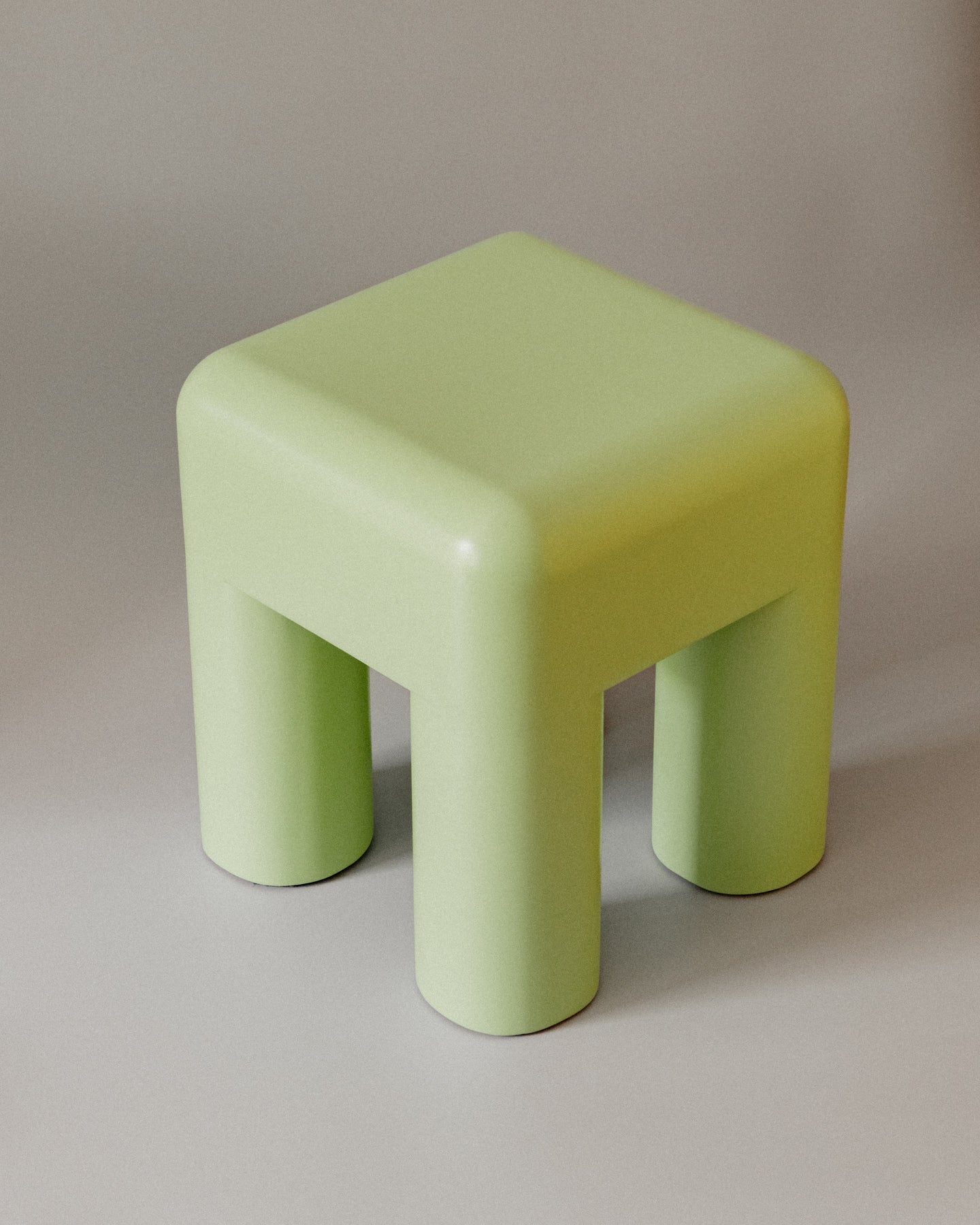 Marcello - lacquered stool / side table